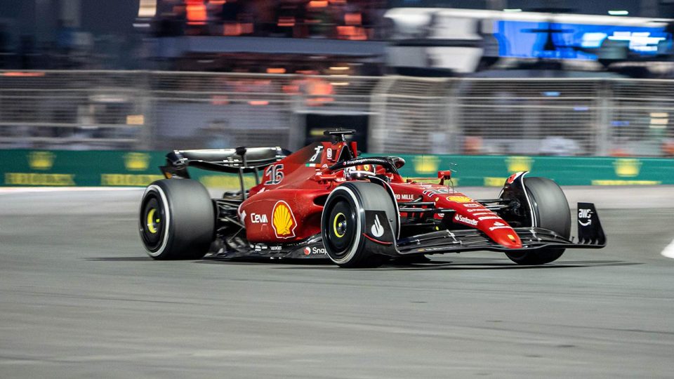 Ferrari takım direktörlüğüne Vasseur getirildi