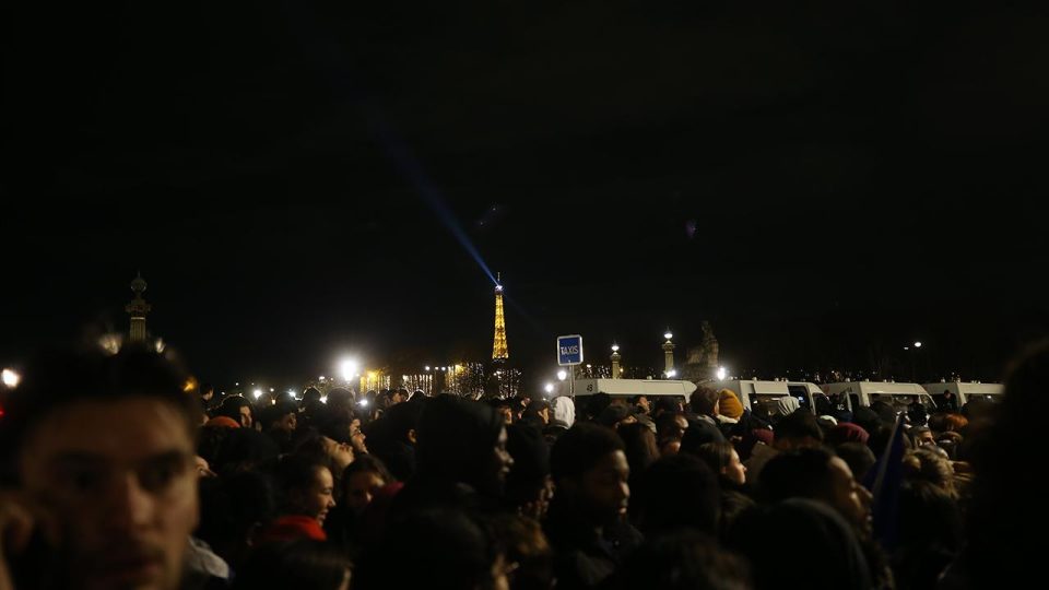 Fransa Milli Takımı’nı Paris’te 50 bin taraftar karşıladı