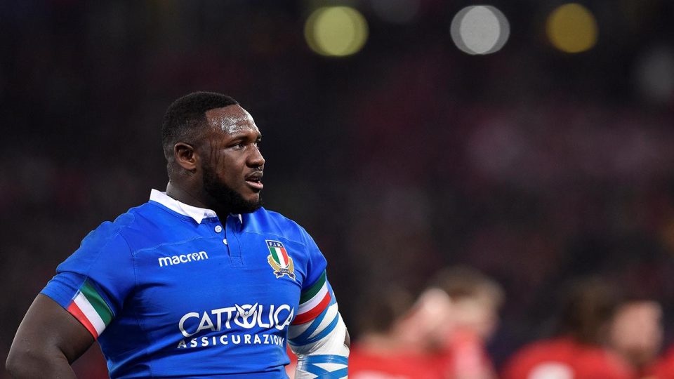 İtalya’da ırkçılık: Ragbi oyuncusuna çürük muz gönderildi