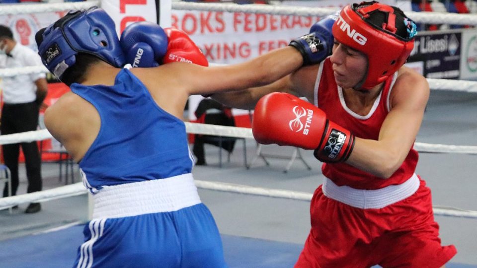 Büyük Kadınlar Türkiye Ferdi Boks Şampiyonası İzmir’de yapılacak