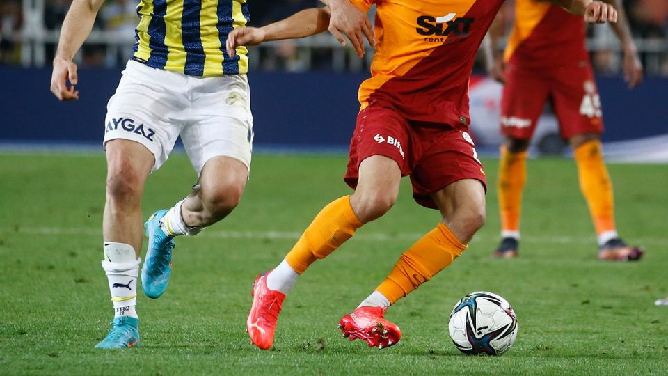 Fenerbahçe, Galatasaray’ı konuk edecek