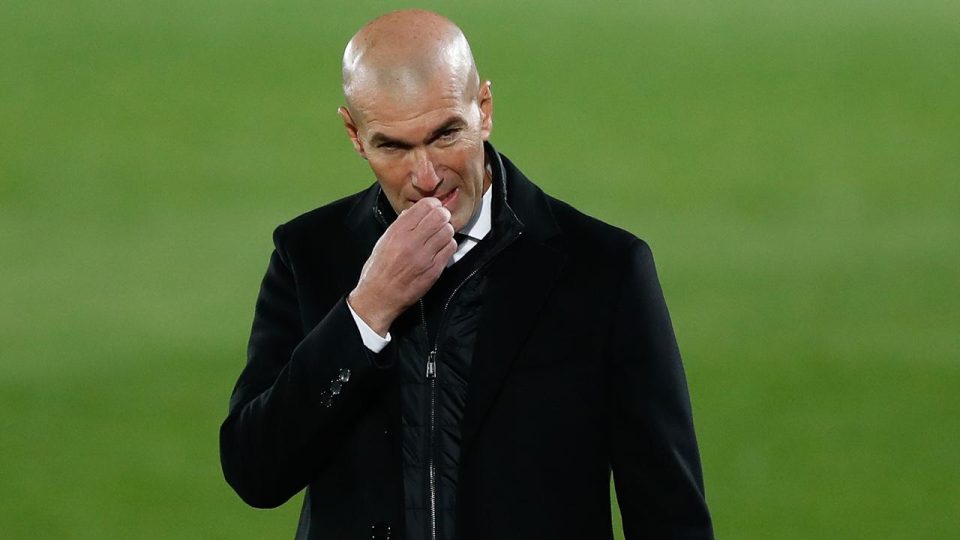 Fransa Futbol Federasyonu Başkanı Zidane’dan özür diledi