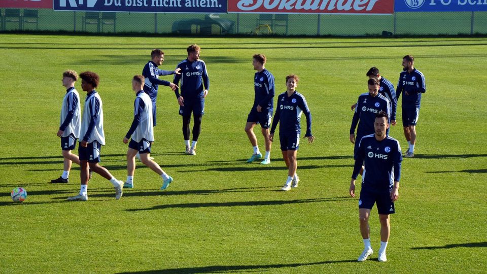 Schalke 04 Antalya’da kamp çalışmalarını sürdürüyor